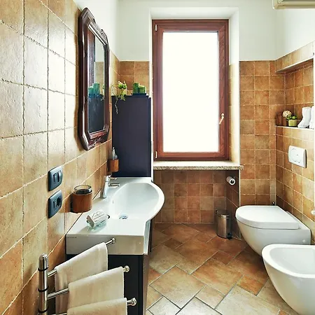 Giardino Ferrari Farm stay *