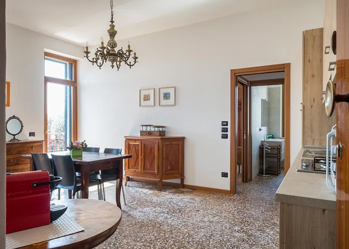 Giardino Ferrari Lantgård Verona