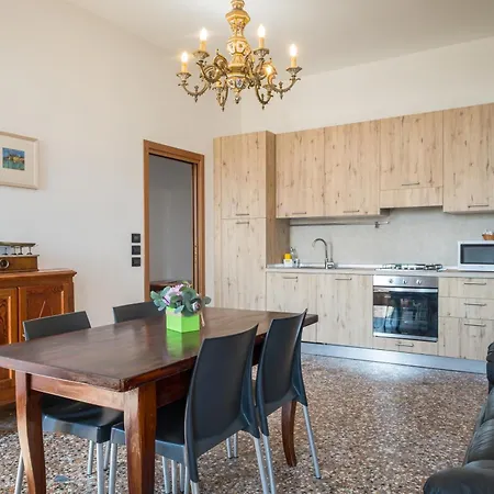 Giardino Ferrari 农家乐